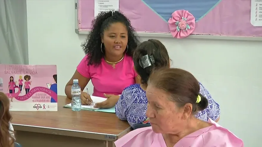 La Caravana Rosa llega a Colón