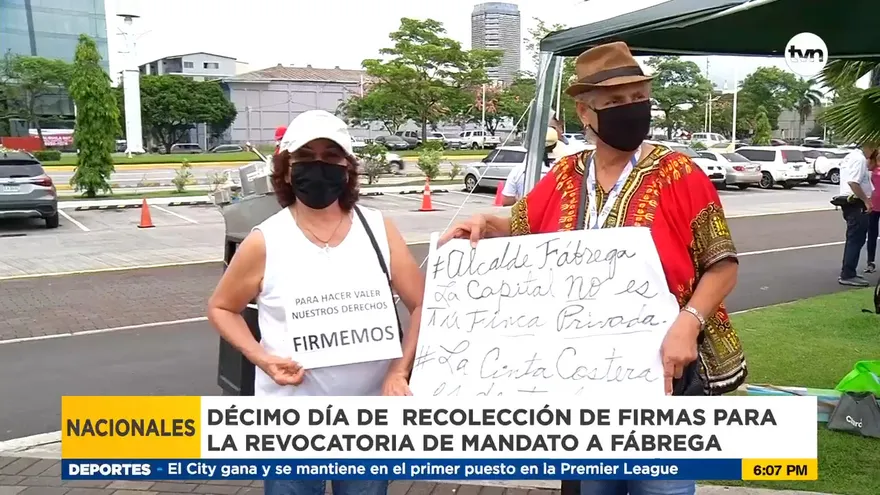 Realizan jornada de recolección de firmas por revocatoria en la Cinta Costera