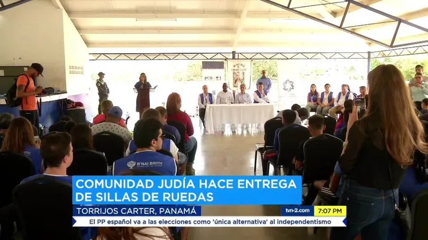 Comunidad judía hace entrega de sillas de ruedas