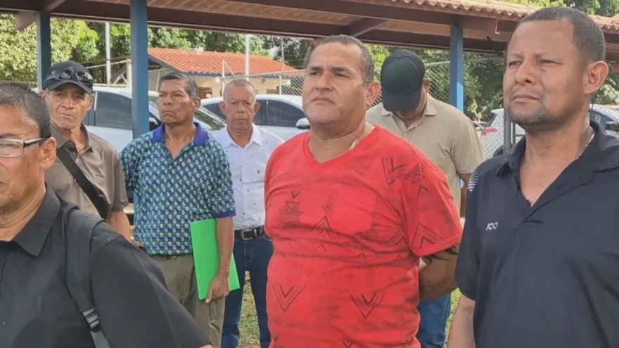 Boquete Polyclinic Workers Protest Unpaid Settlements