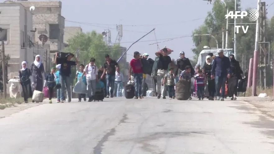 Evacuan a 300 personas de ciudad rebelde siria