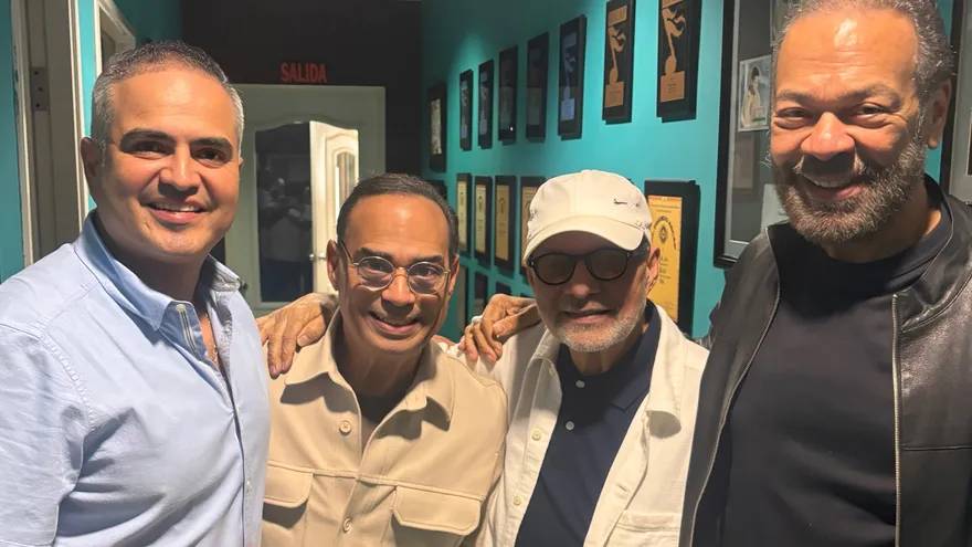 Jhonathan Chávez, Gilberto Santa Rosa, Omar Alfanno y Cucco Peña