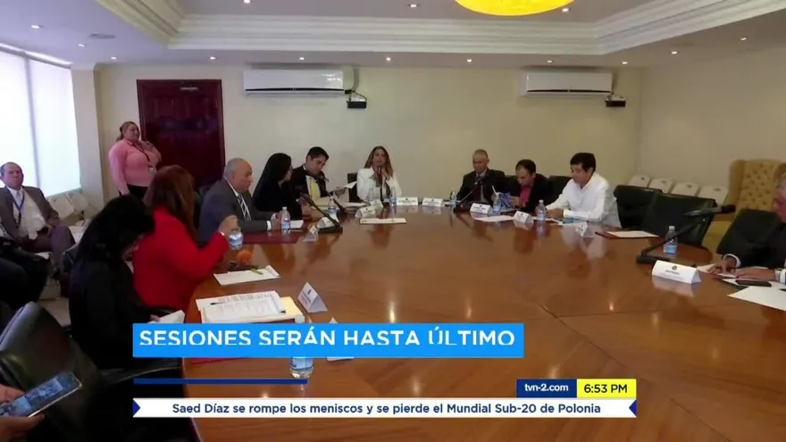 Varela convoca sesiones extraordinarias para cumplir con agenda de 12 puntos