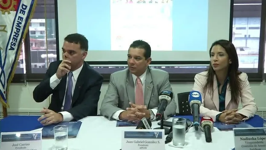 Gremios se pronuncian por reformas a la Constitución