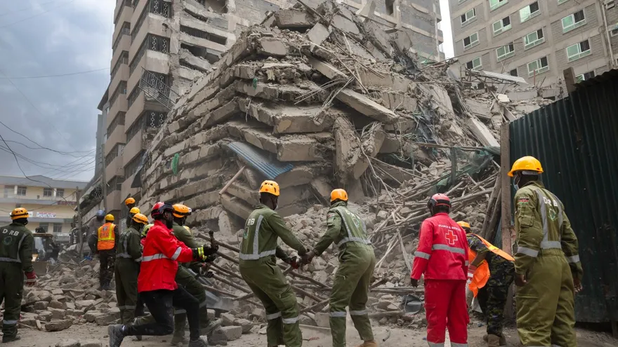 Derrumbe de edificio en Kenia.