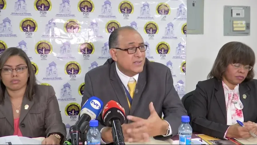 Noticiero MD 28 de abril del 2017 - Bloque 2