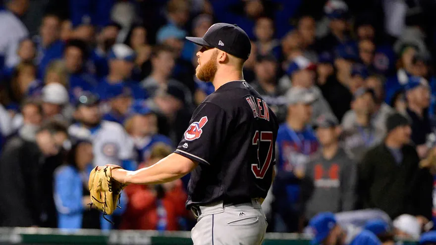 Indios ponen un récord de cinco blanqueadas en una postemporada