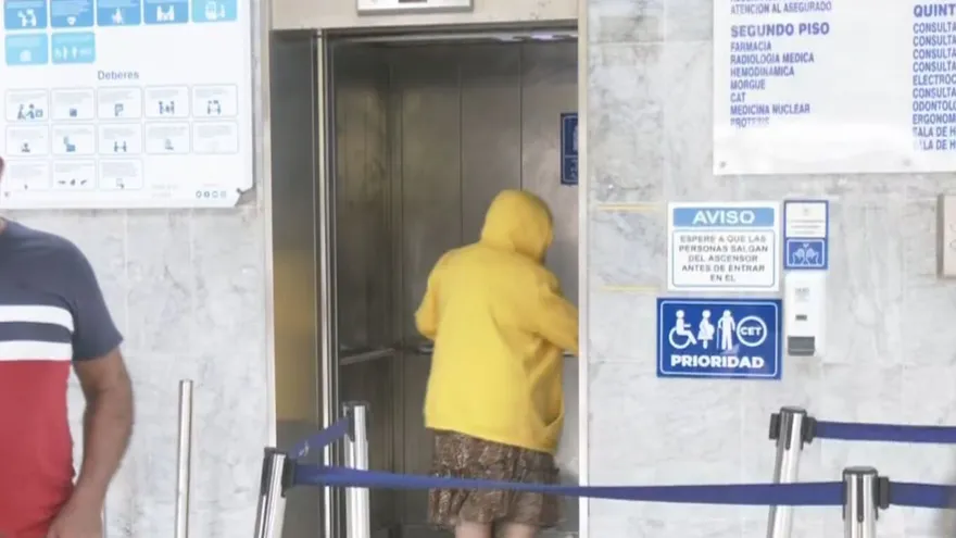 Ascensor del Complejo Hospitalario