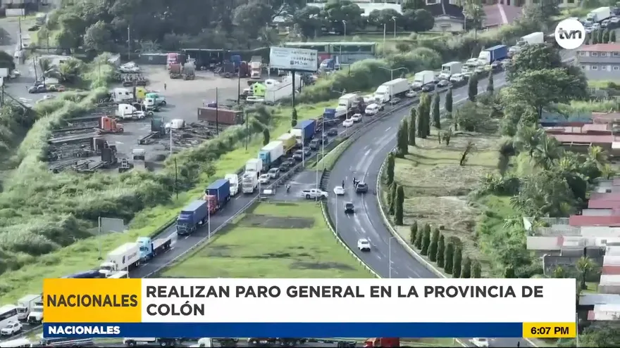 Enfrentamientos con la policía en paro convocado en Colón