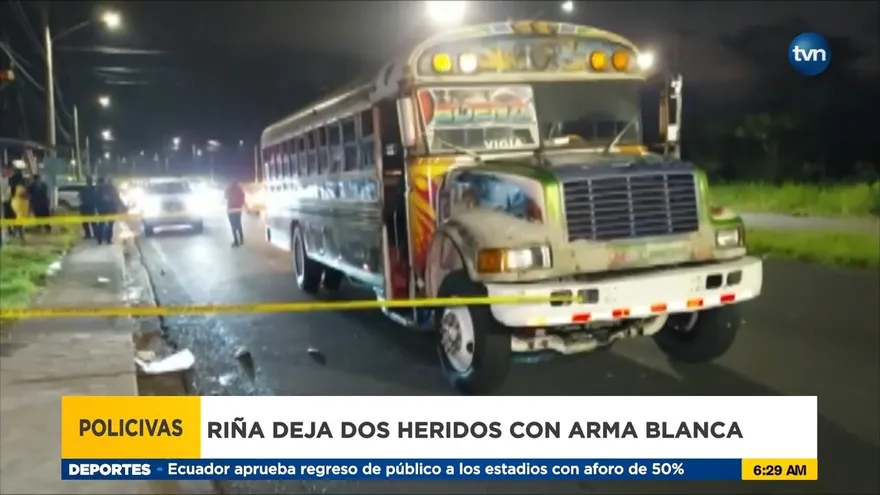 Dos heridos por riña a bordo de un bus en Colón