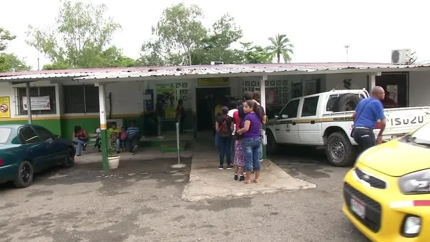 Hospitales llenos en Panamá Este para ponerse la vacuna