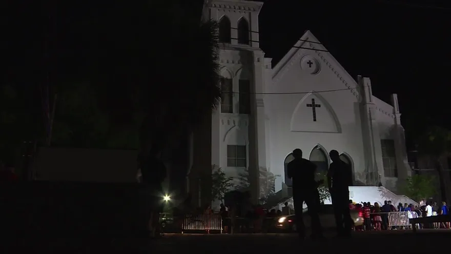Charleston llora a sus muertos