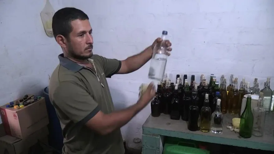 De whisky a cocuy, la crisis cambia el brindis de los venezolanos
