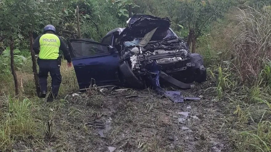 Uno de los vehículos involucrados en el accidente.