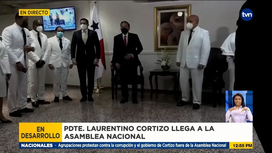 Presidente Cortizo llega a la Asamblea Nacional