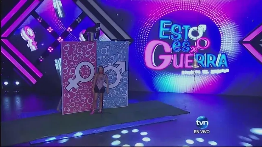 ¡Anonymous fue con todo a darle baldazos a los guerreros en Licuados!