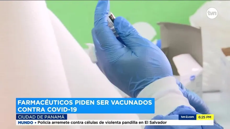 Farmacéuticos piden ser vacunados