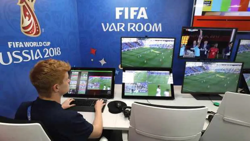 FIFA "muy satisfecha" con actuación de árbitros e implantación de VAR