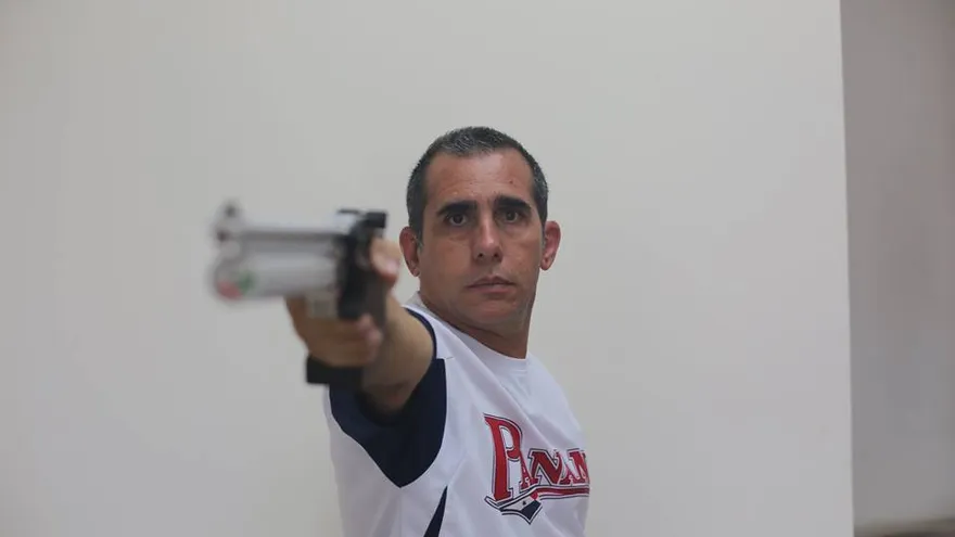 David Muños de la disciplina del Tiro, será el primer panameño en ver acción en estos Juegos de Río.