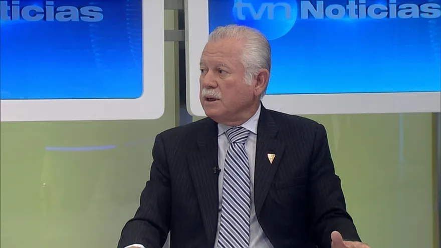 Félix Cuevas, Representante de los colegios particulares