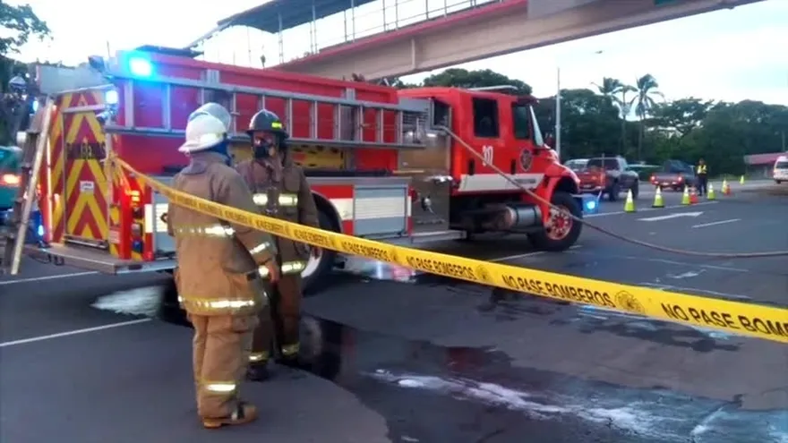 Camión articulado se vuelva en Penonomé