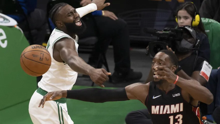 Heat resisten la presión de los Celtics y se ponen al frente en la Final del Este