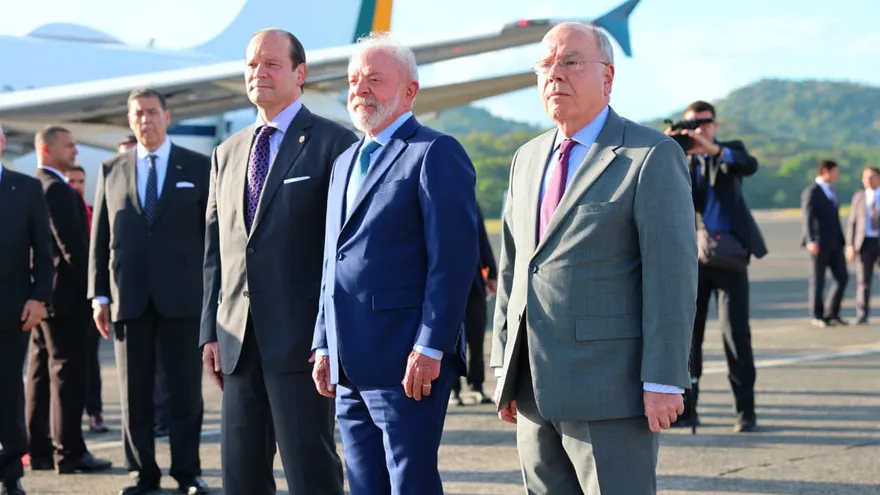 Llega a Panamá Luiz Inácio Lula Da Silva, presidente de Brasil