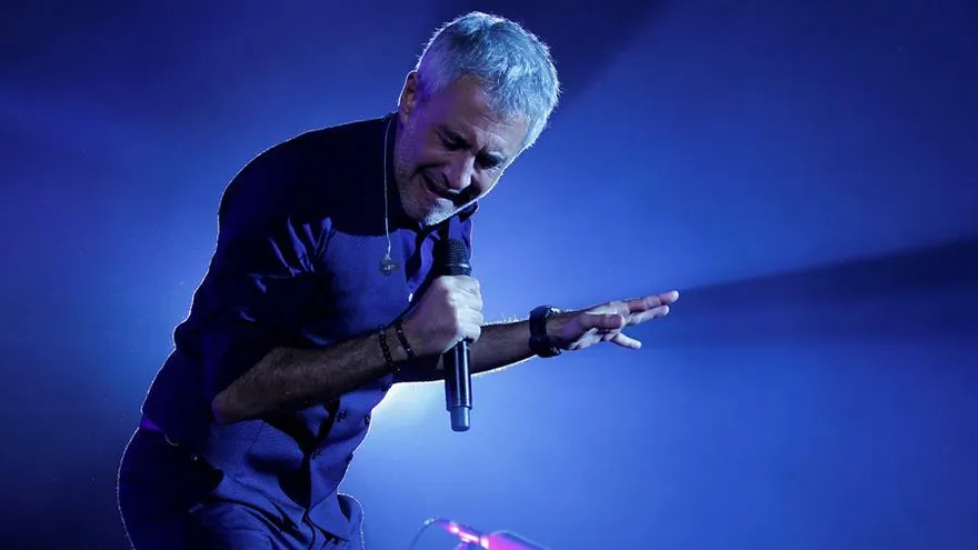 El cantante español Sergio Dalma celebrará este año su 30 aniversario de carrera musical con un álbum en el que incluirá trece nuevas versiones de grandes éxitos y tres temas inéditos, aunque todavía no tiene fecha de lanzamiento, según informó este lunes Sony Music.