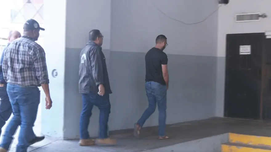 Detención provisional por delitos contra la administración pública