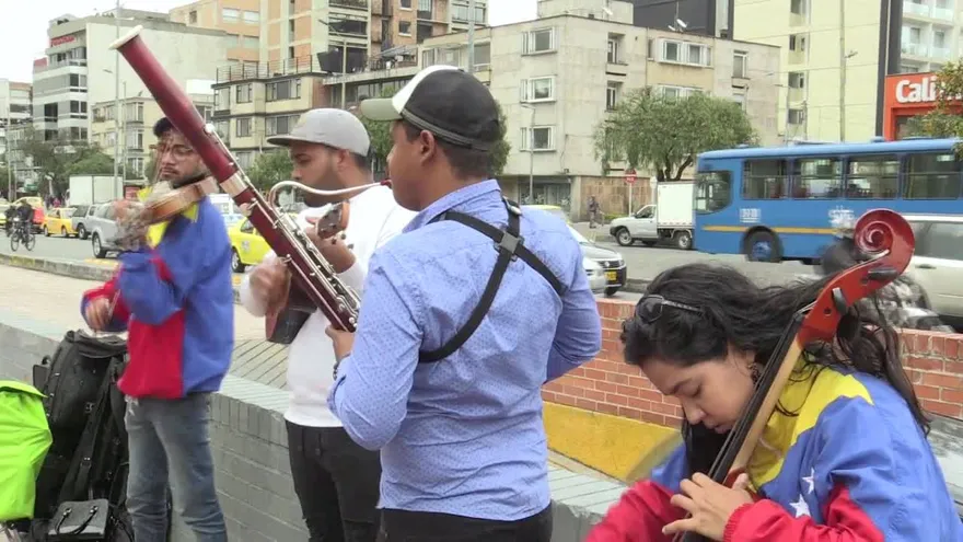 Venezolanos migrantes se esperanzan con regresar