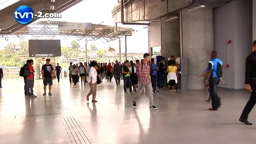 Malla metálica causó falla del Metro