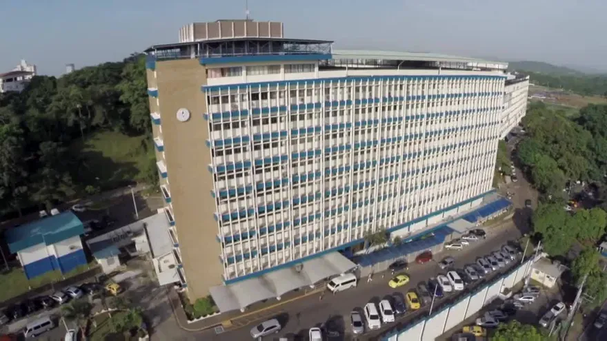 Presentan informe sobre bacteria KPC en la CSS