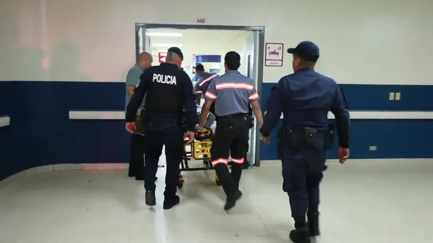 Paciente del HST se fuga en un auto