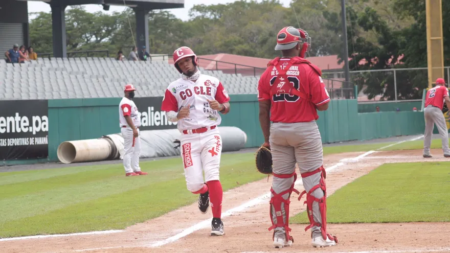 Coclé superó a Panamá Metro para entrar en la Serie de Seis como líder de grupo
