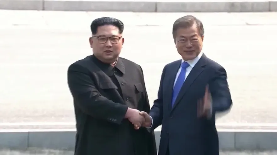 Seúl y Pyongyang se reconcilian sin guerra psicológica y con el mismo horario