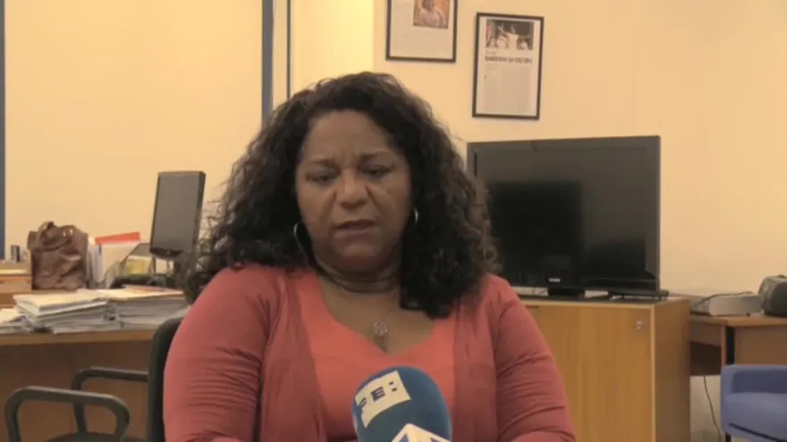 Hija de la samba y las favelas busca derrotar la tradición excluyente de la cultura en Brasil