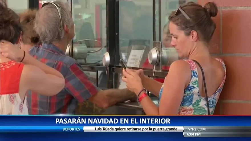 Cientos viajan al interior del país por Navidad