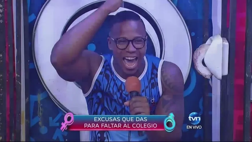 Varios fueron los baldazos que recibieron los guerreros en Vamos Al Baño