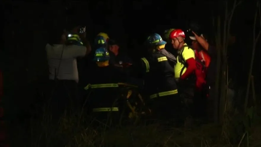 Rescatan a un hombre en un cerro en Penonomé