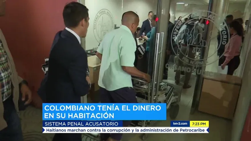 Investigan procedencia de más de $300,000.00