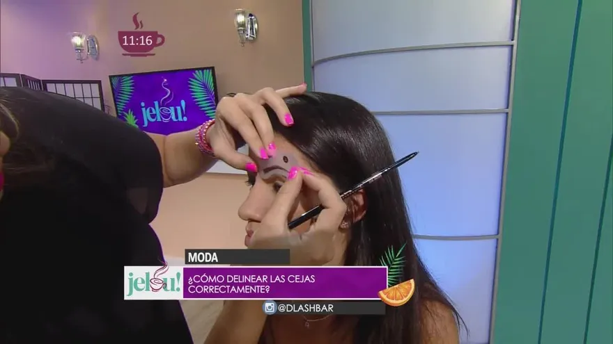 ¿Cómo delinear las cejas correctamente?