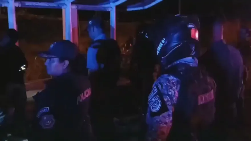 Capturan a tres sospechosos, incluido un menor, por asalto a