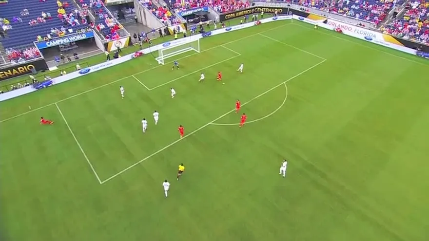 Blas Pérez anota el primer gol de Panamá en Copa América