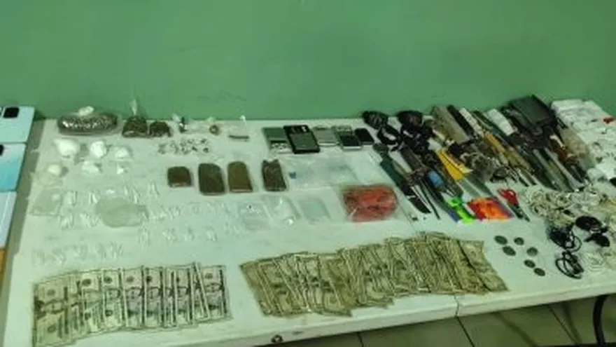 La Fiscalía de Drogas de Coclé decomisa envoltorios de presunta sustancia ilícita en cárcel de Penonomé