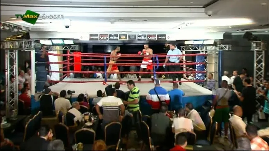 John Renteria y Kelly Figueroa empatan