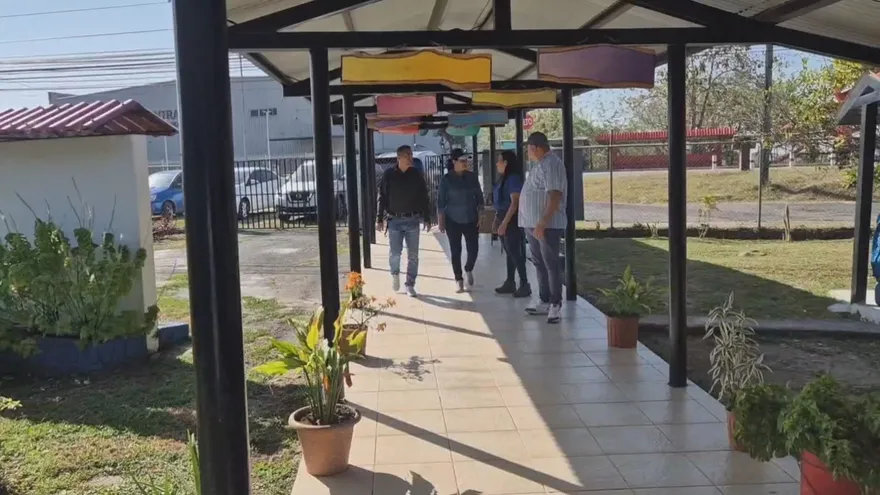 Autoridades educativas realizaron recorrido por escuelas de la provincia de Herrera.