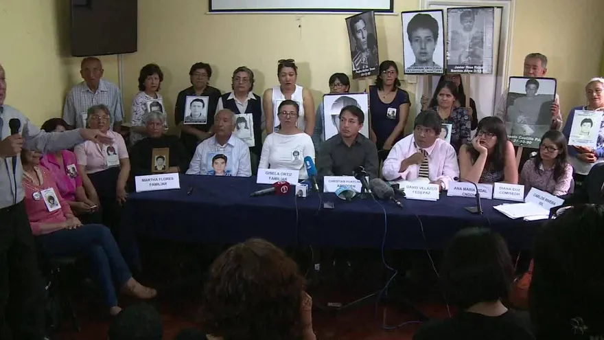 Familiares de víctimas en Perú buscan anular indulto a Fujimori
