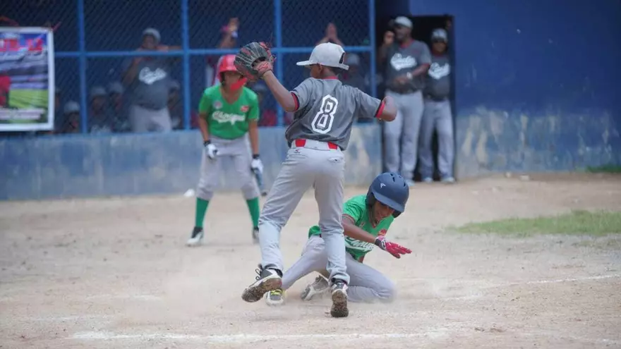 Definidos los duelos de semifinales en el Nacional de Béisbol Sub-12