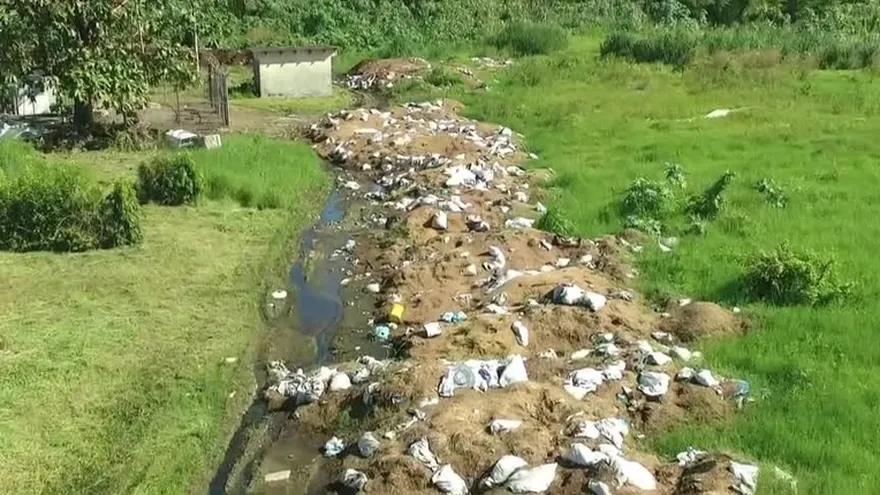 Exigen clausurar vertedero improvisado de basura