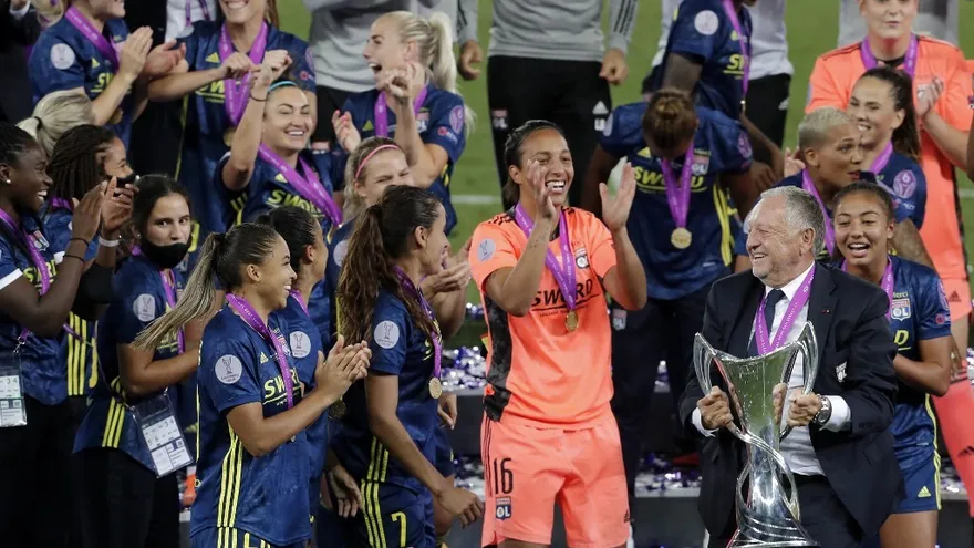 Lyon conquista su quinta Champions femenina consecutiva tras ganar al Wolfsburgo